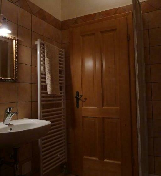 اتاق استاندارد, Bed & Breakfast Na Poljani