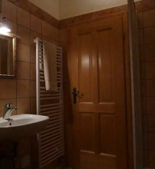 اتاق استاندارد, Bed & Breakfast Na Poljani