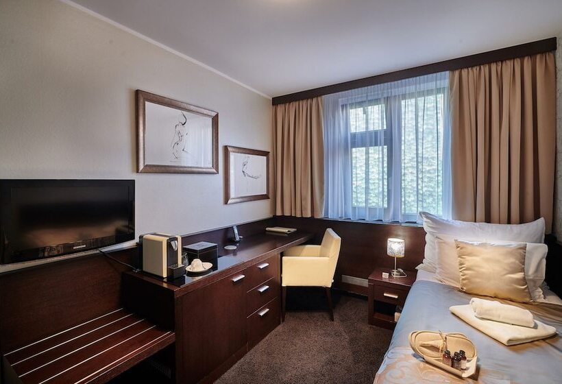 اتاق استاندارد یک نفره, Boutique Hotel Chrysso