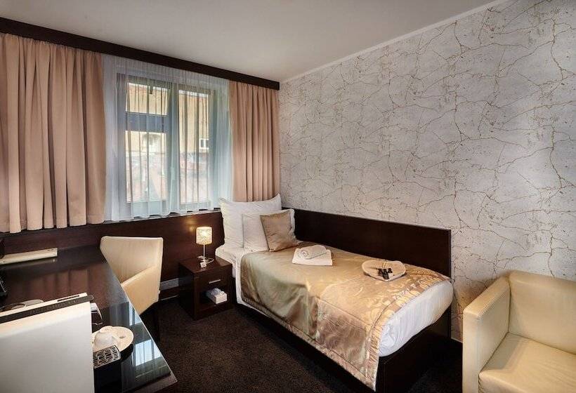 اتاق استاندارد یک نفره, Boutique Hotel Chrysso