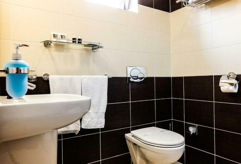 اتاق راحتی, Comfort With Free Wellness And Fitness Centrum