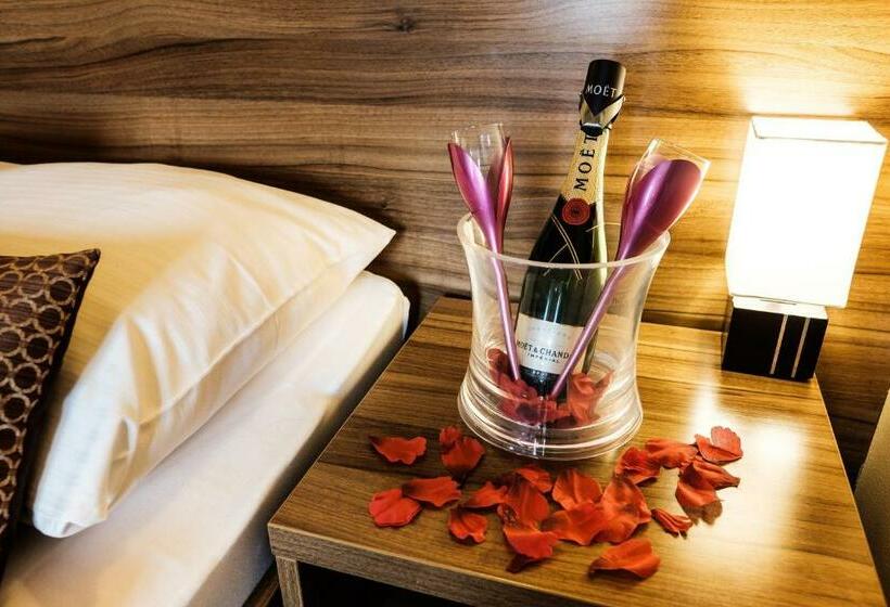 컴포트 룸, Comfort With Free Wellness And Fitness Centrum