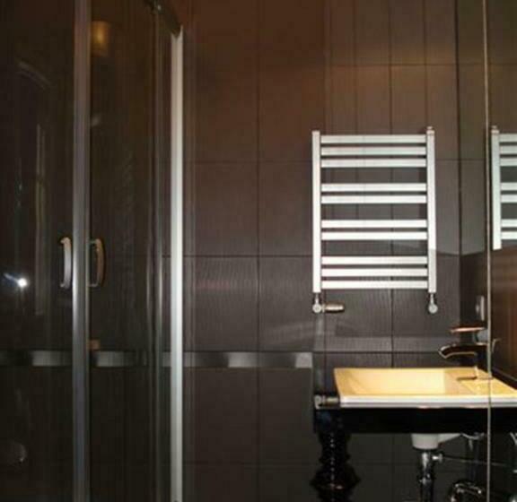 استودیوی استاندارد, Home & Travel