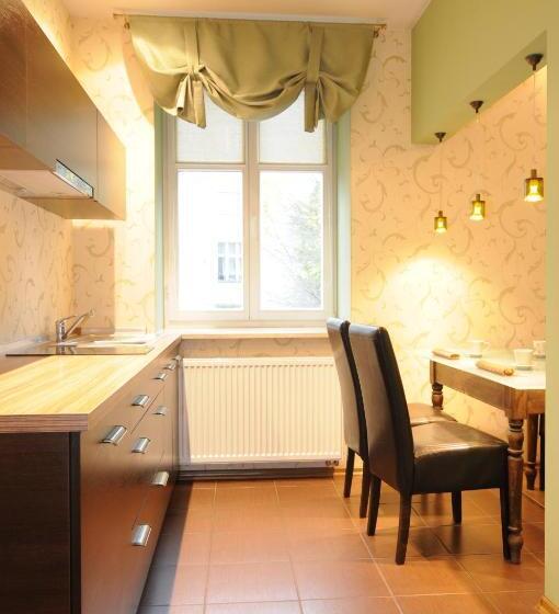 آپارتمان 2 خوابه, Home & Travel