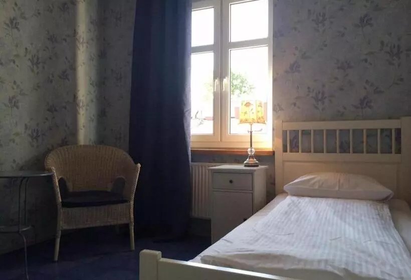 Economy-huoneisto 1 Makuuhuone, Home & Travel