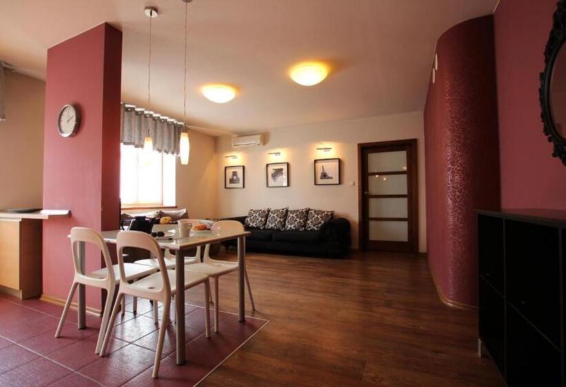 آپارتمان 2 خوابه, Home & Travel