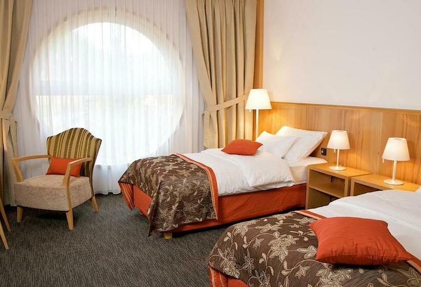 اتاق استاندارد, Jozef