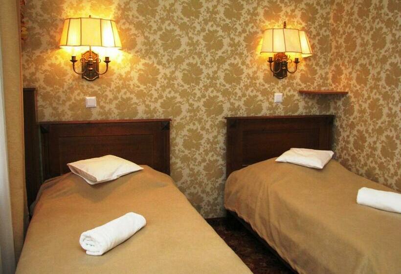 غرفة قياسية, Plock