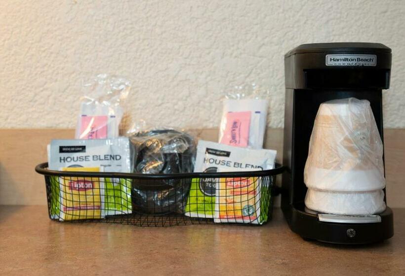 Номер Deluxe, Red Roof Inn Grand Junction