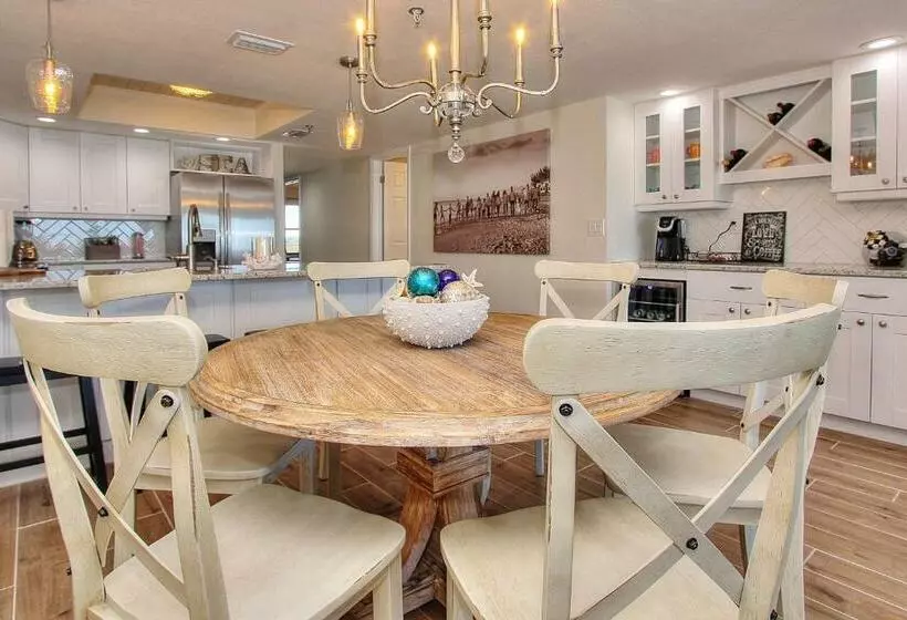 ３ベッドルームアパートメント, Sea Gate Resort Condominiums