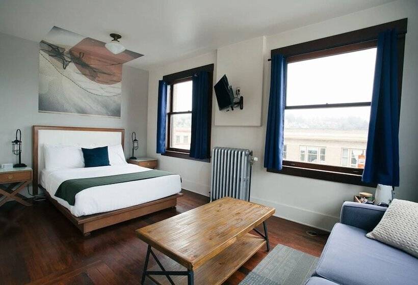 Номер Стандарт, Commodore