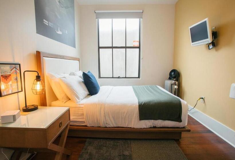 Номер Стандарт Совместная Ванная, Commodore