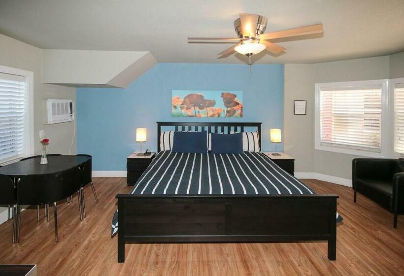 디럭스 스튜디오, Sun Beach Inn