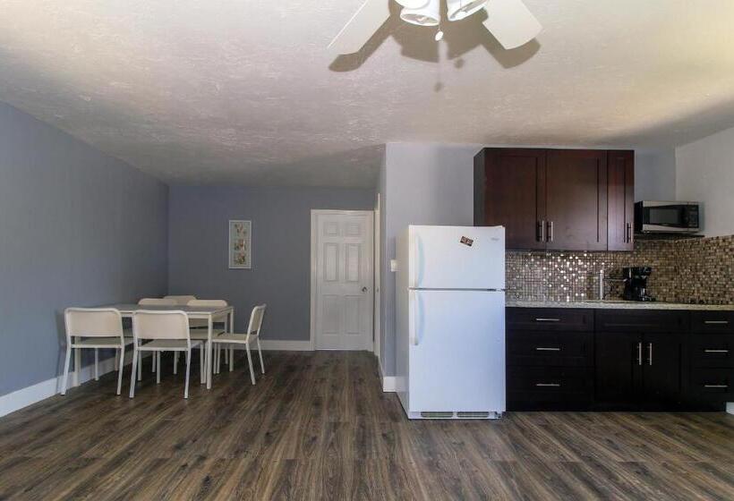 스위트, Sun Beach Inn