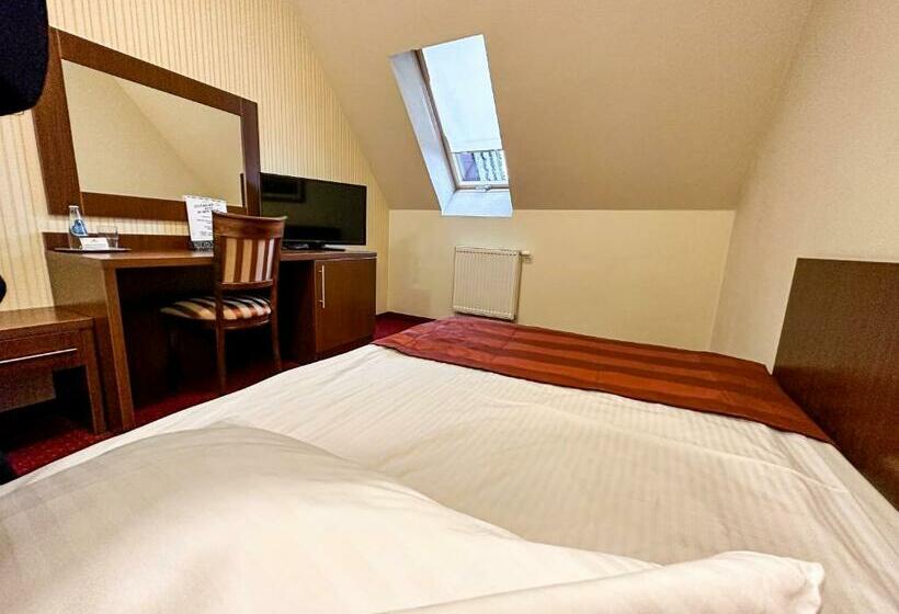 اتاق استاندارد یک تخته با بالکن, Tatra