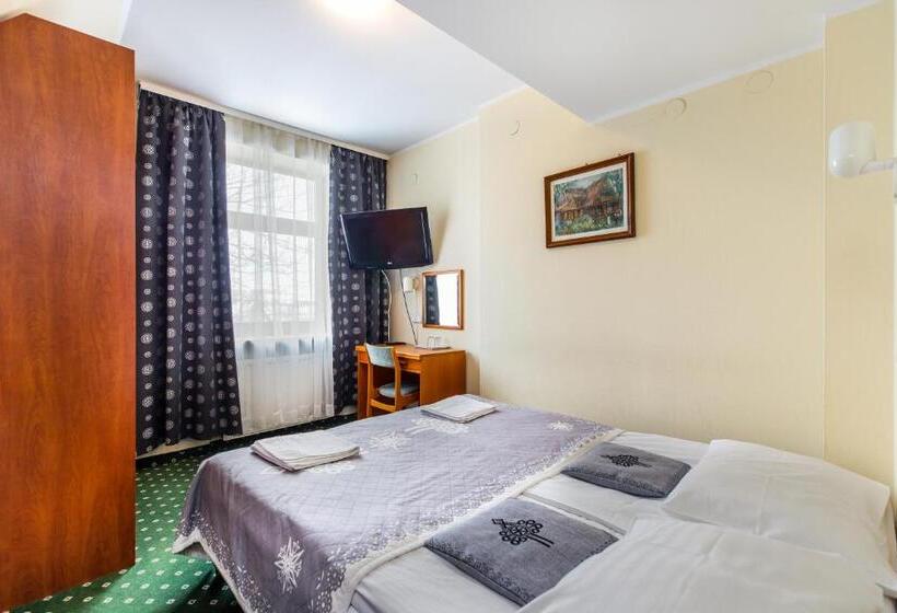 חדר אקונומי, Willa Excelsior