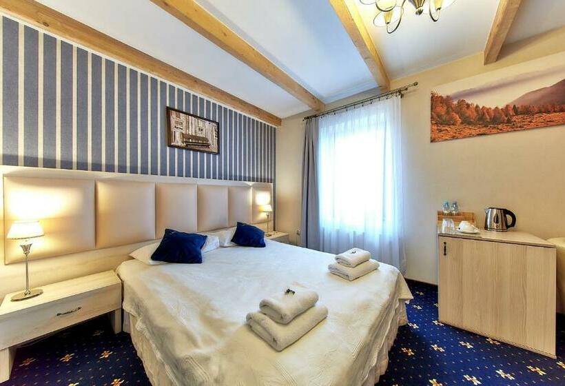 标准间, Willa Labelle