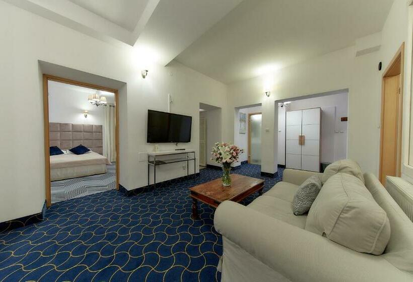 Апартаменты 3 Спальни, Willa Labelle