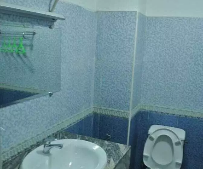 سوییت, Yaewaddy Motel