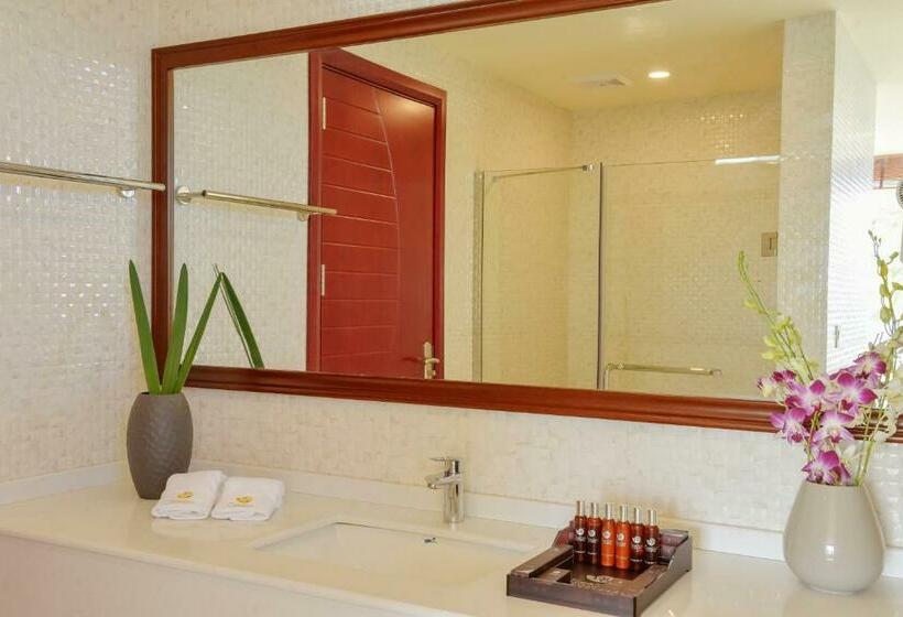 سوییت اجرایی, Season Paradise