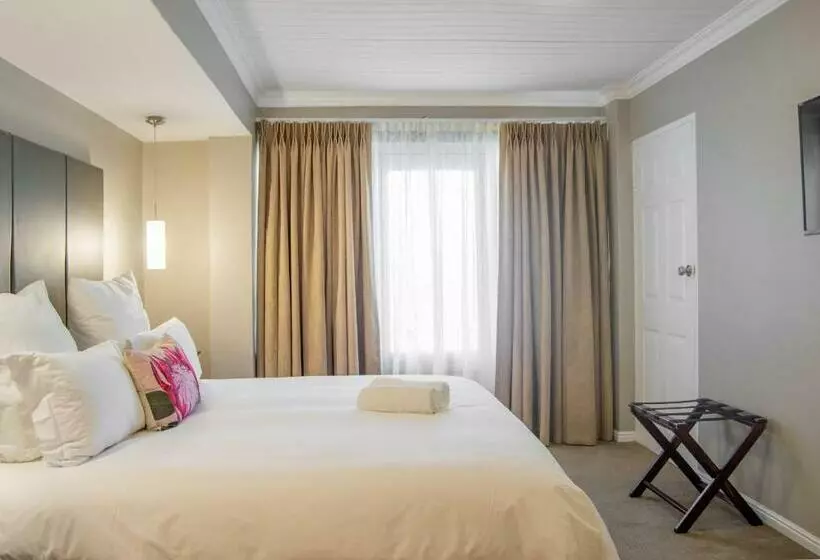 エクゼクティブスイート, Ruslamere Hotel And Conference Centre