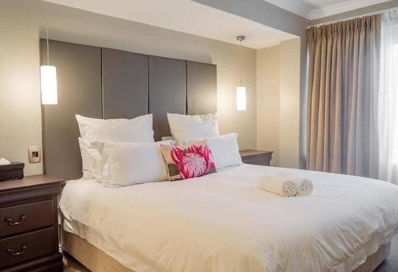 エクゼクティブスイート, Ruslamere Hotel And Conference Centre