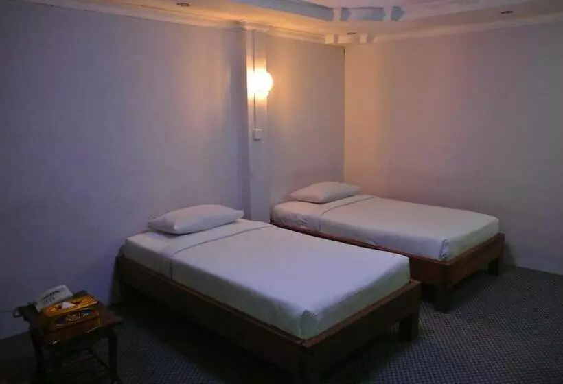 اتاق سوپریور, Yaewaddy Motel