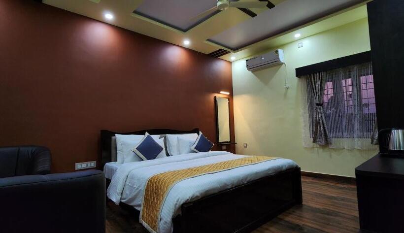 豪华房间, Aashrayam Hotels And Resorts