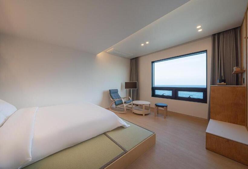 Полулюкс Вид на Море, 701 Gyeongju