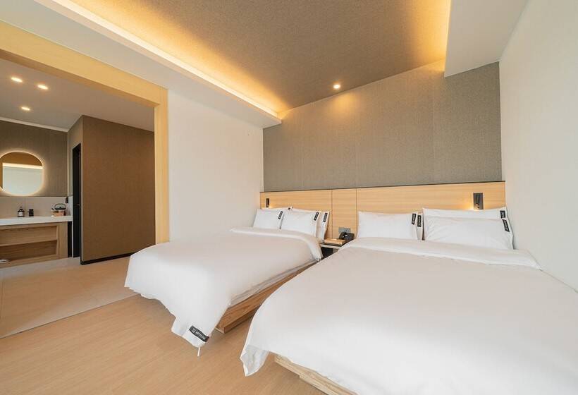 Family Suite, 701 Gyeongju