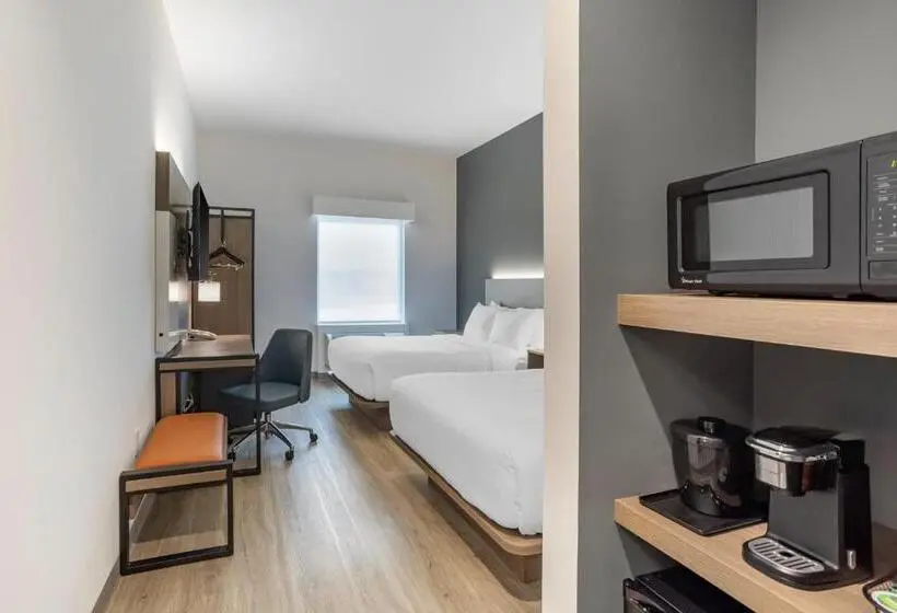 اتاق استاندارد چهار تخته, Comfort Inn & Suites Newark Liberty International Airport