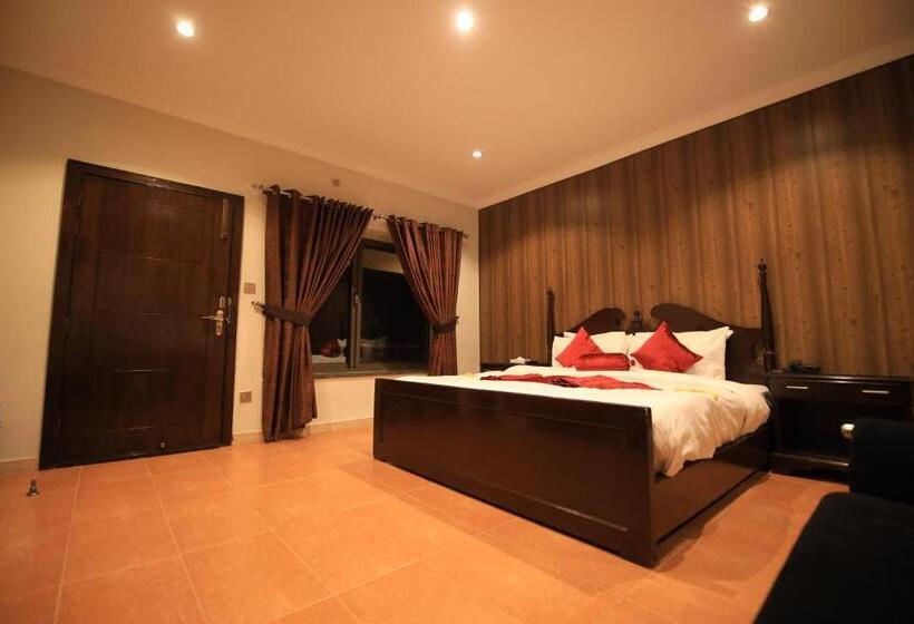 اتاق لوکس با بالکن, Cozy Knock