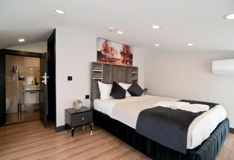 اتاق لوکس با چشم‌انداز دریا, Demhat Hotel Old City