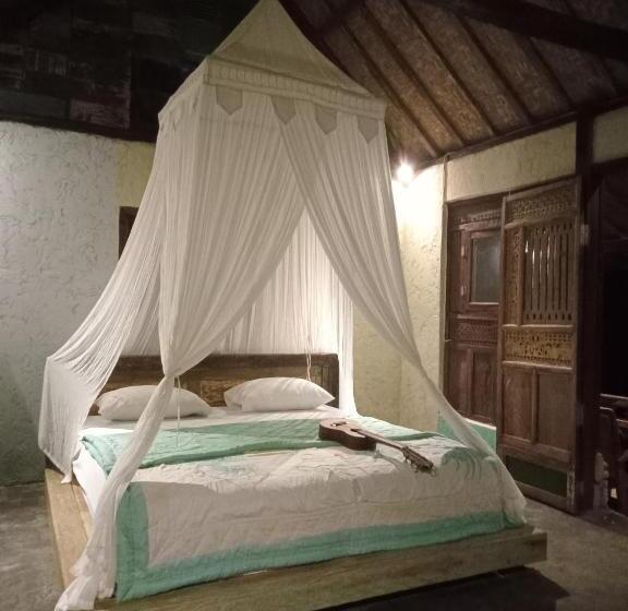 三人经典房间, Duegoal Farmhouse