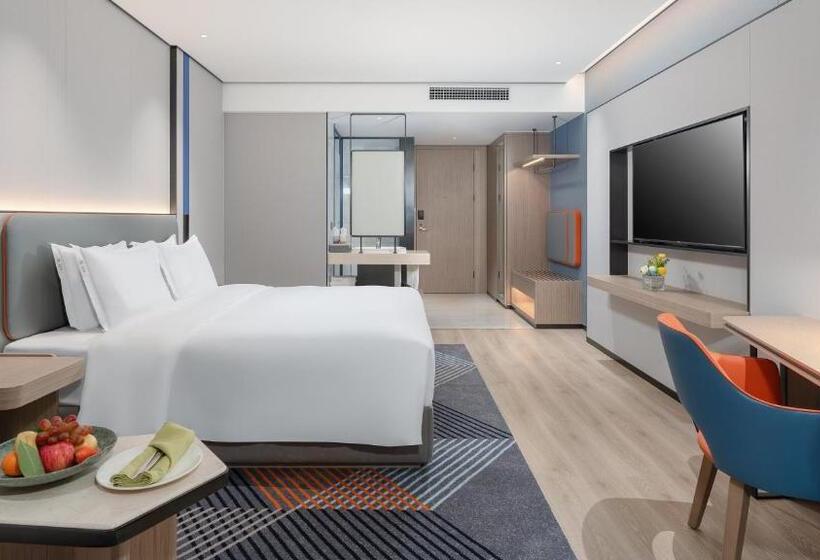 스탠다드 룸 킹사이즈 침대, Holiday Inn Express Changsha Development Zone, An Ihg