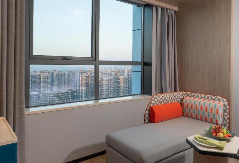 스탠다드 룸 킹사이즈 침대, Holiday Inn Express Changsha Development Zone, An Ihg