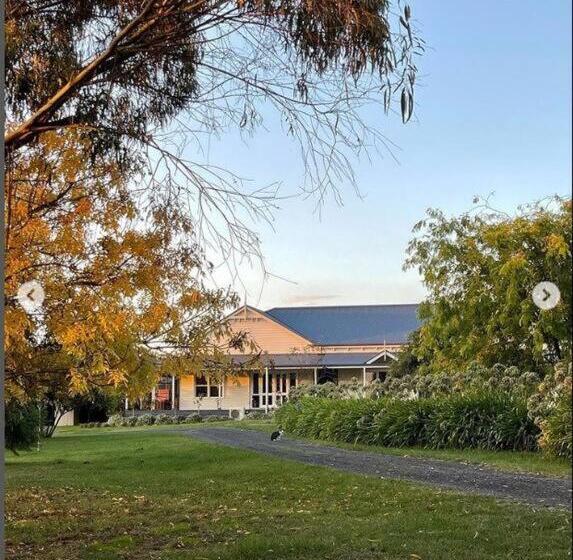 בית, 4 חדרי שינה, Jilly Park Farmstay Experience Discover Authentic Farm Life Complimentary Breakfast Included