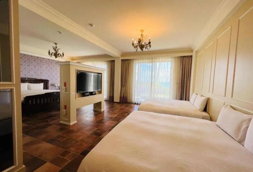 اتاق خانوادگی با چشم‌انداز جانبی دریا, Kenting Moli Bay Seaview Resort