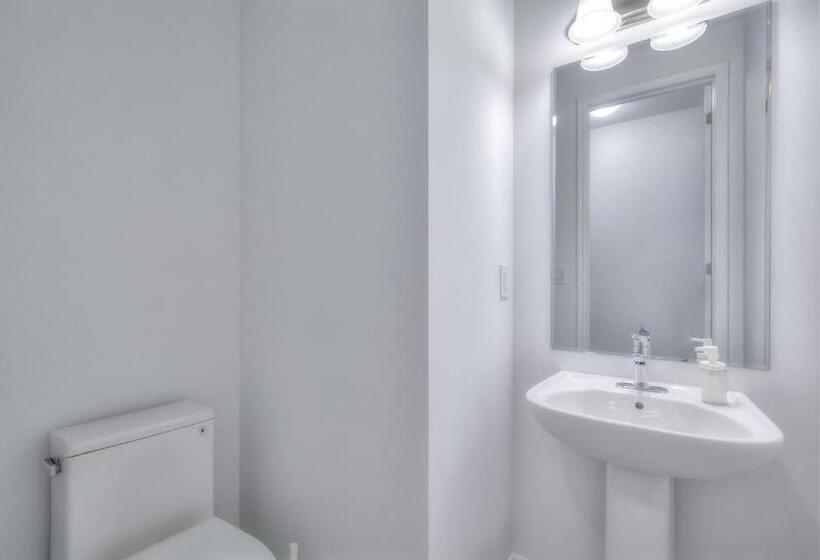 带1个卧室的高档别墅, Luxury Villas In Ajax And Scarborough