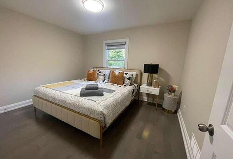 جناح إدارى, Luxury Villas In Ajax And Scarborough