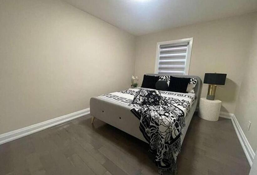 جناح إدارى, Luxury Villas In Ajax And Scarborough