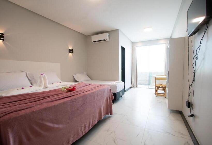 Standard 3 Pers. Værelse m. Balkon, Pousada Tribalista