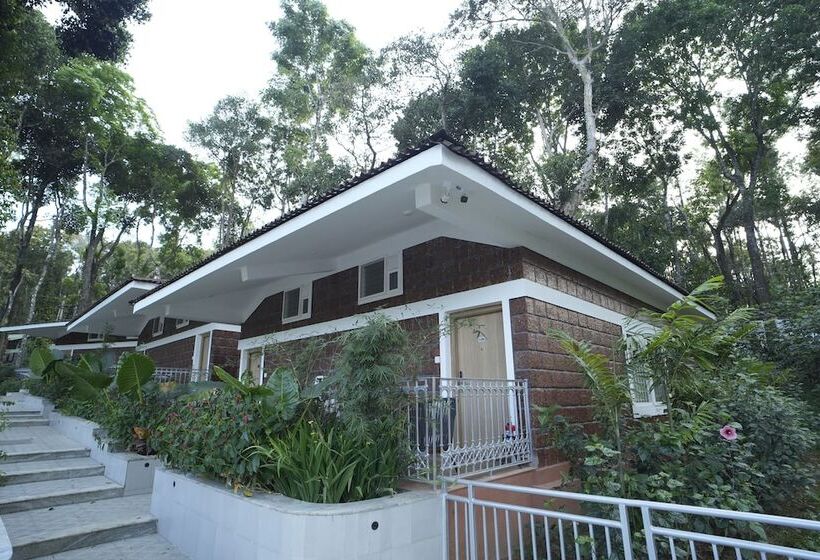 חדר דלוקס, Regenta Resort Sakleshpur