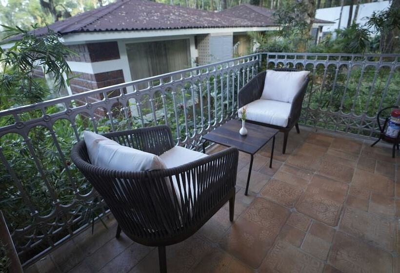 חדר דלוקס, Regenta Resort Sakleshpur