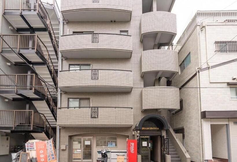Quarto Familiar, Kyara Hotelミスミ301