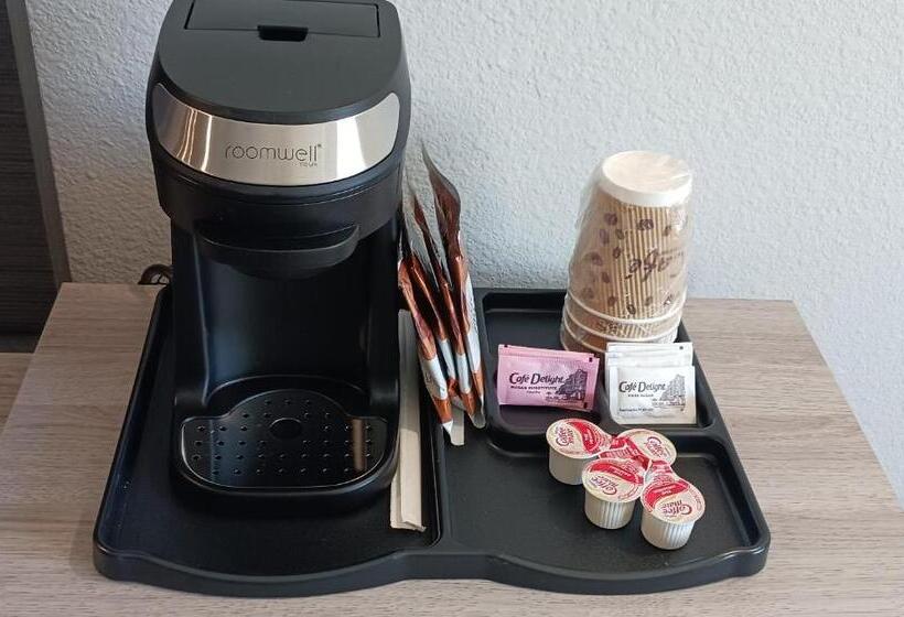 חדר סופריור מותאם לאדם עם מוגבלויות, Red Roof Inn Hutchins