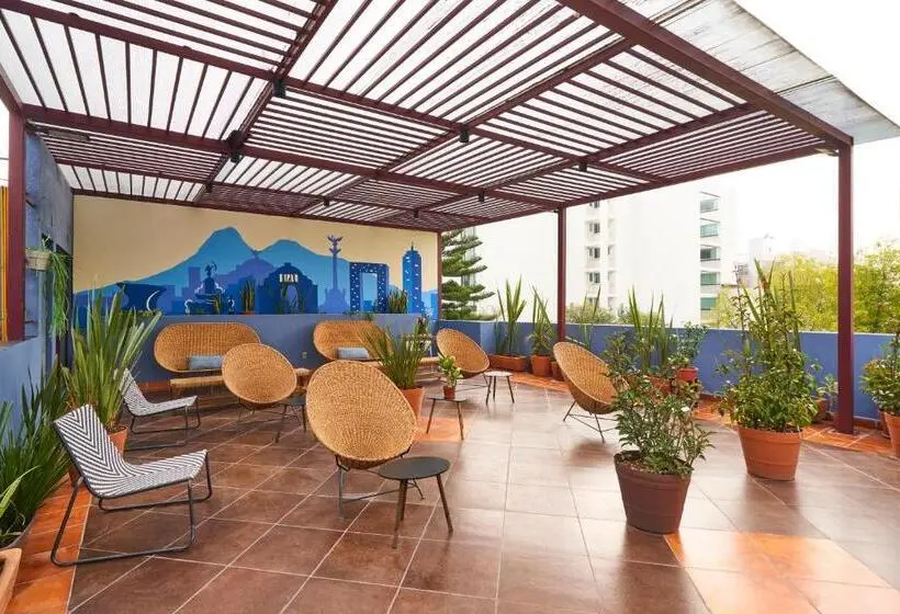 Standard Neljän Hengen Huone, Amazinn Places La Condesa Roma
