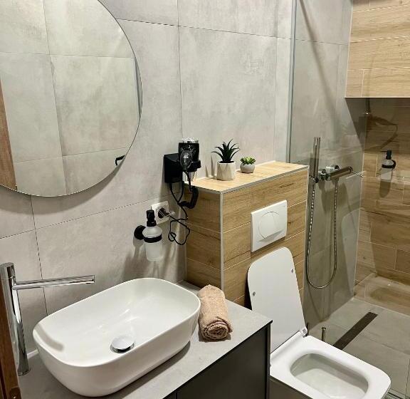 اتاق سوپریور سه تخته, Borsa Rooms