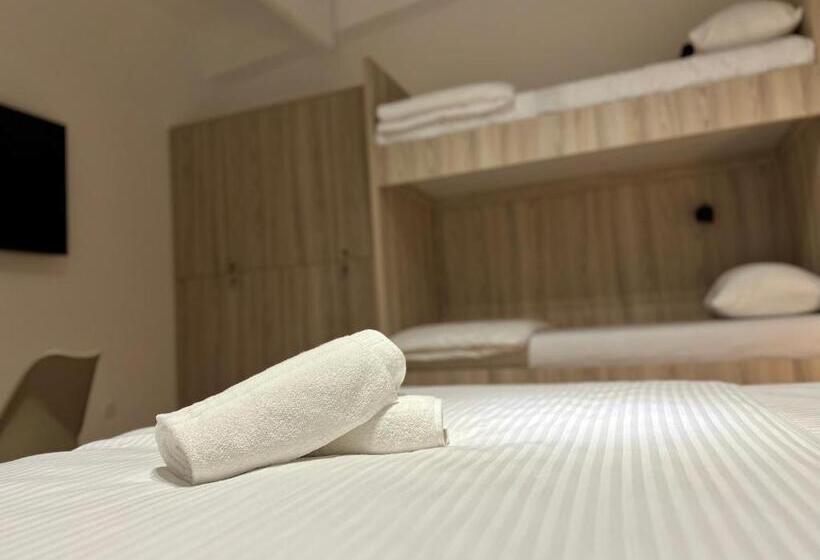 اتاق خانوادگی, Borsa Rooms