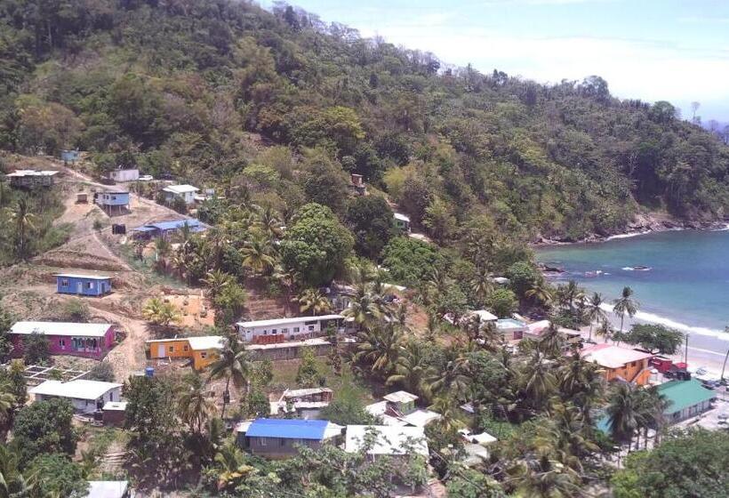 اتاق استاندارد سه نفره, Maracas Bay View